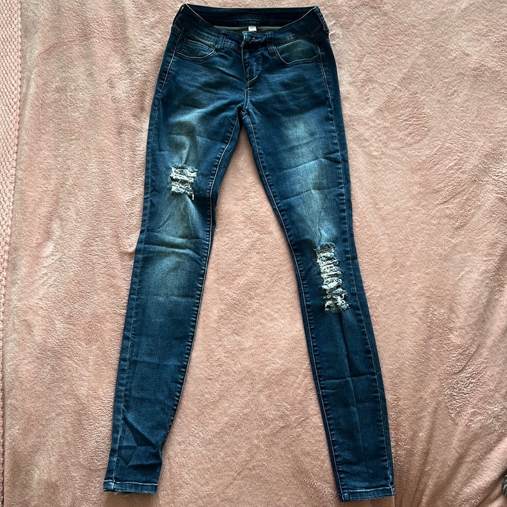 Decree Distressed Blue Jeans
